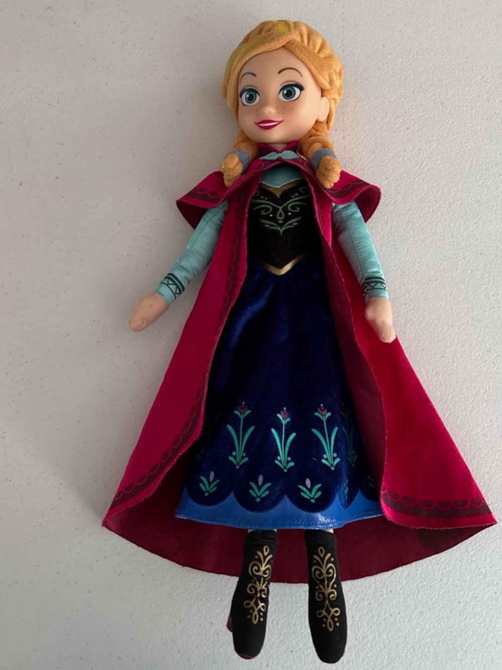 Disney Anna Plush Doll - Magenta Cape, Blue Dress